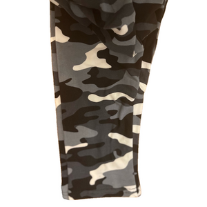 Camo leggings size large preloved in excellent condition
